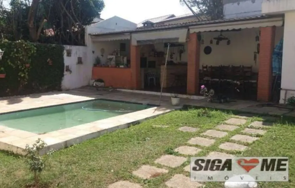 Foto 1 de Casa com 4 quartos à venda, 258m2 em Interlagos, São Paulo - SP