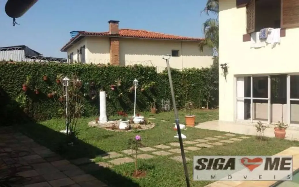 Casa com 4 quartos à venda, 258m2 em Interlagos, São Paulo - SP - imagem 6 Foto 6 de Casa com 4 quartos à venda, 258m2 em Interlagos, São Paulo - SP