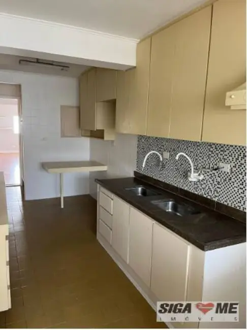Foto 8 de Apartamento com 4 quartos para alugar, 148m2 em Itaim Bibi, São Paulo - SP