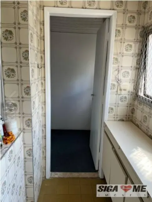 Foto 9 de Apartamento com 4 quartos para alugar, 148m2 em Itaim Bibi, São Paulo - SP