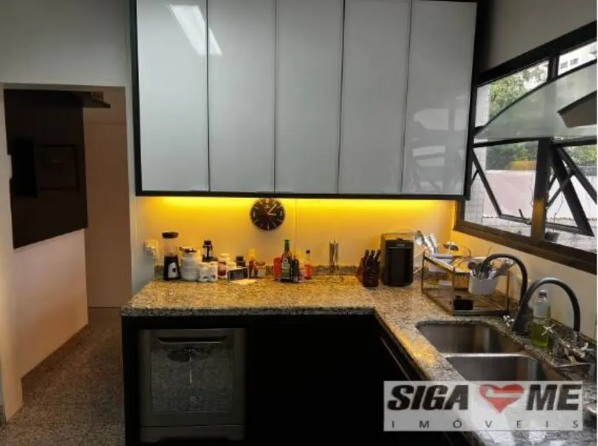 Apartamento com 3 quartos à venda e para alugar, 170m2 em Indianópolis, São Paulo - SP - imagem 5 Foto 5 de Apartamento com 3 quartos à venda e para alugar, 170m2 em Indianópolis, São Paulo - SP