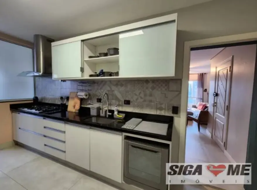 Apartamento com 3 quartos para alugar, 94m2 em Vila Nova Conceição, São Paulo - SP - imagem 7 Foto 7 de Apartamento com 3 quartos para alugar, 94m2 em Vila Nova Conceição, São Paulo - SP