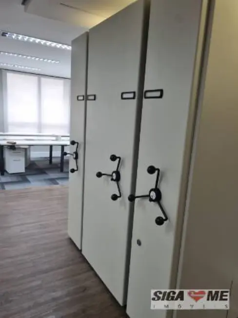 Sala Comercial para alugar, 400m2 em Vila Olímpia, São Paulo - SP - imagem 2 Foto 2 de Sala Comercial para alugar, 400m2 em Vila Olímpia, São Paulo - SP