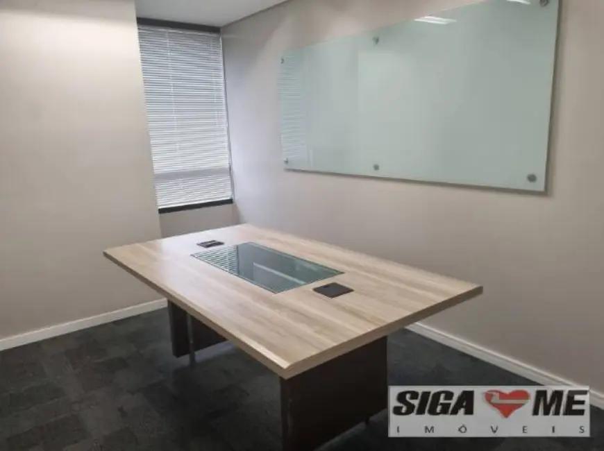 Sala Comercial para alugar, 400m2 em Vila Olímpia, São Paulo - SP - imagem 3 Foto 3 de Sala Comercial para alugar, 400m2 em Vila Olímpia, São Paulo - SP