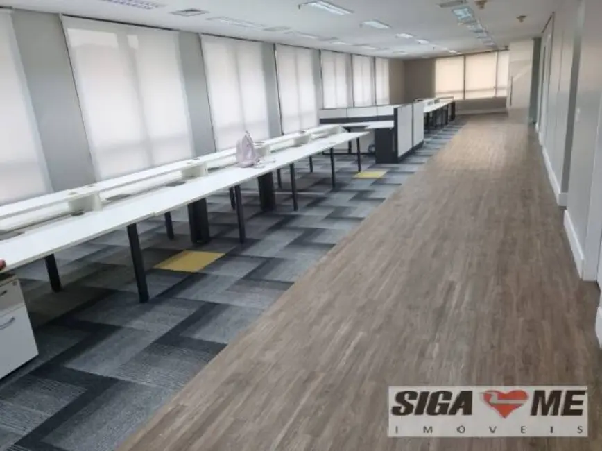 Sala Comercial para alugar, 400m2 em Vila Olímpia, São Paulo - SP - imagem 4 Foto 4 de Sala Comercial para alugar, 400m2 em Vila Olímpia, São Paulo - SP