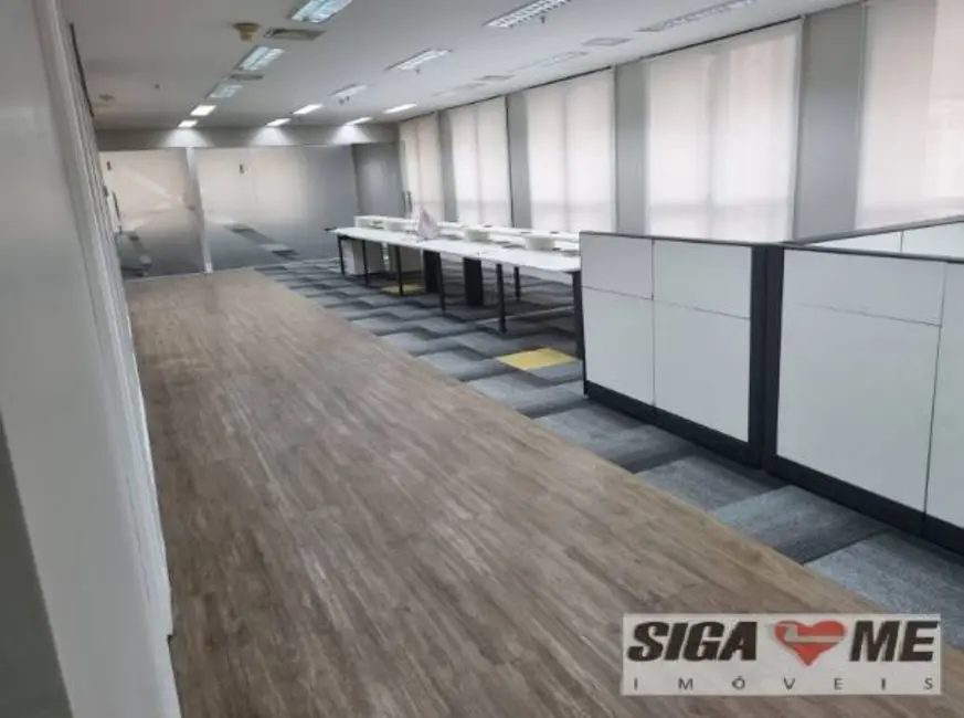 Sala Comercial para alugar, 400m2 em Vila Olímpia, São Paulo - SP - imagem 7 Foto 7 de Sala Comercial para alugar, 400m2 em Vila Olímpia, São Paulo - SP