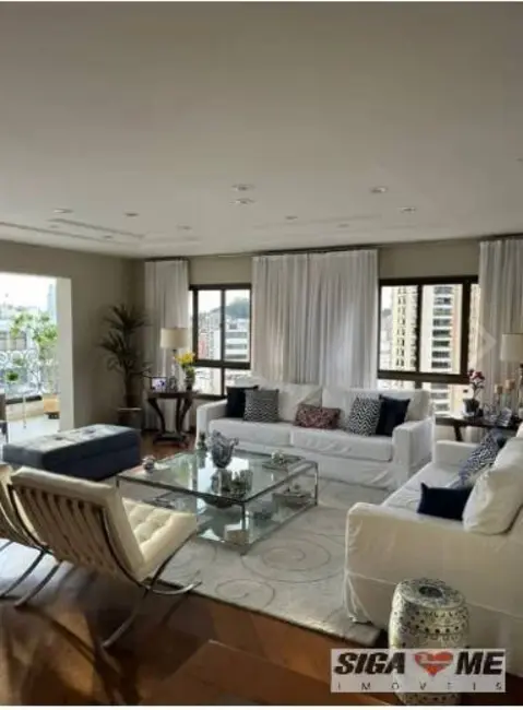 Foto 3 de Apartamento com 4 quartos à venda, 290m2 em Real Parque, São Paulo - SP