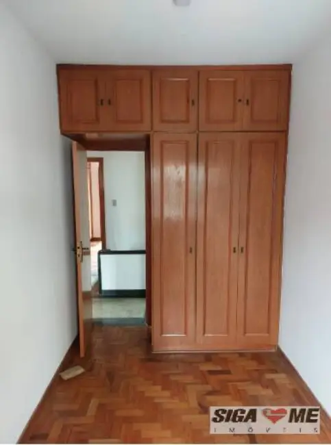 Foto 9 de Casa com 5 quartos à venda, 330m2 em Vila Brasilina, São Paulo - SP