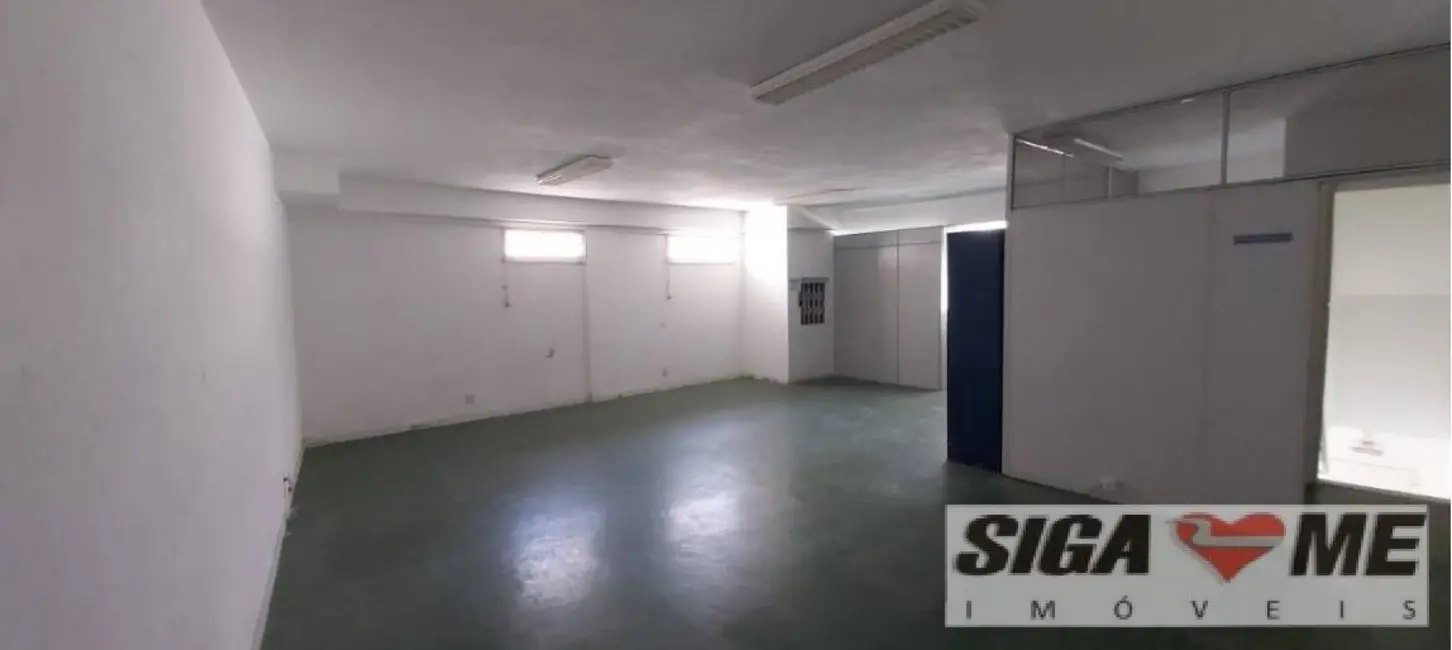Sala Comercial à venda e para alugar, 600m2 em Chácara Inglesa, São Paulo - SP - imagem 2 Foto 2 de Sala Comercial à venda e para alugar, 600m2 em Chácara Inglesa, São Paulo - SP