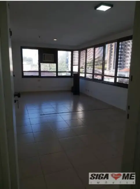 Foto 3 de Sala Comercial à venda, 32m2 em Chácara Santo Antônio (Zona Sul), São Paulo - SP