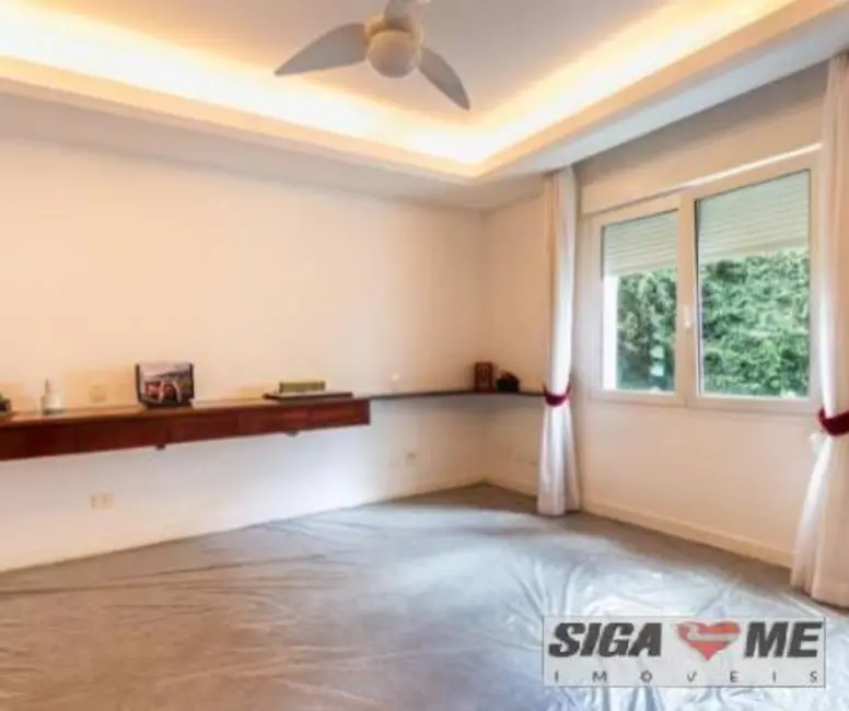 Foto 4 de Casa com 6 quartos à venda em Jardim Vitória Régia, São Paulo - SP