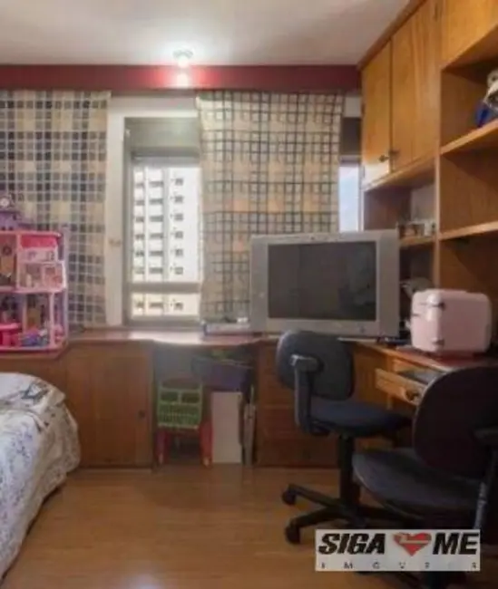 Apartamento com 4 quartos à venda, 306m2 em Santa Cecília, São Paulo - SP - imagem 8 Foto 8 de Apartamento com 4 quartos à venda, 306m2 em Santa Cecília, São Paulo - SP