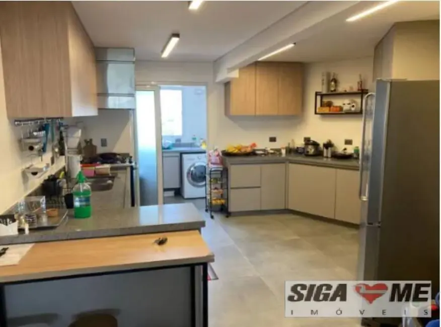 Apartamento com 3 quartos à venda, 240m2 em Bela Aliança, São Paulo - SP - imagem 8 Foto 8 de Apartamento com 3 quartos à venda, 240m2 em Bela Aliança, São Paulo - SP