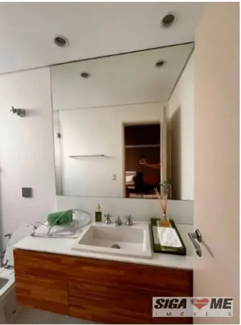 Foto 6 de Apartamento com 3 quartos para alugar, 230m2 em Jardim Europa, São Paulo - SP