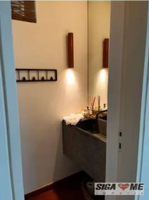 Foto 8 de Apartamento com 3 quartos para alugar, 230m2 em Jardim Europa, São Paulo - SP