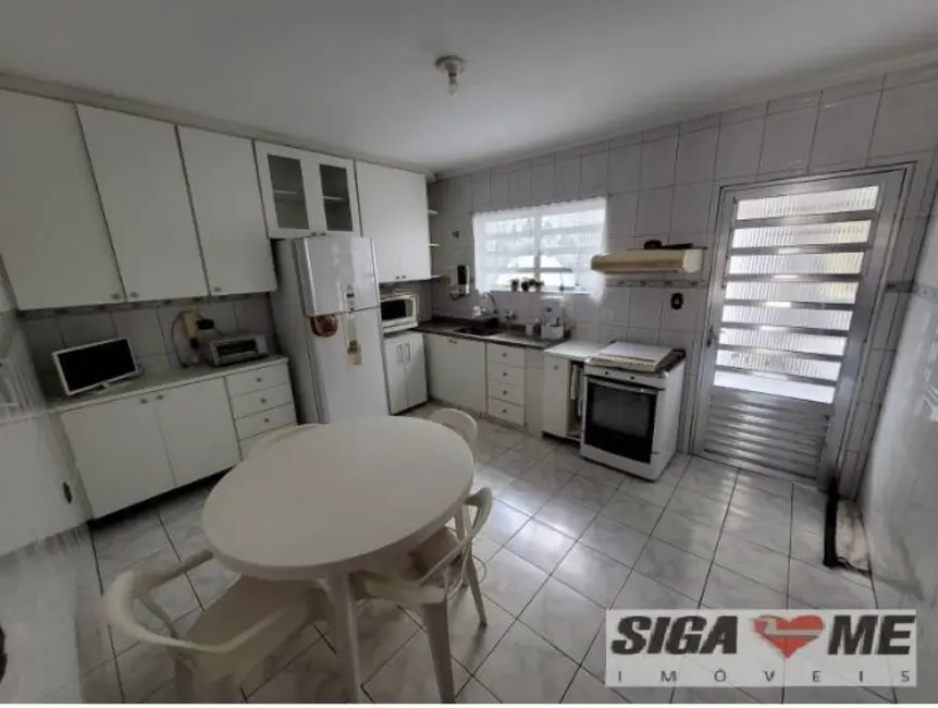 Casa com 3 quartos à venda, 145m2 em Campo Belo, São Paulo - SP - imagem 5 Foto 5 de Casa com 3 quartos à venda, 145m2 em Campo Belo, São Paulo - SP