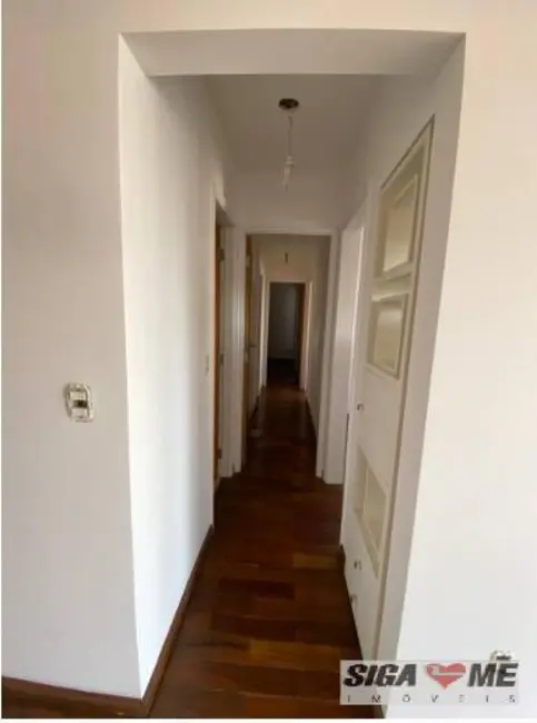Apartamento com 3 quartos à venda, 105m2 em Moema, São Paulo - SP - imagem 4 Foto 4 de Apartamento com 3 quartos à venda, 105m2 em Moema, São Paulo - SP