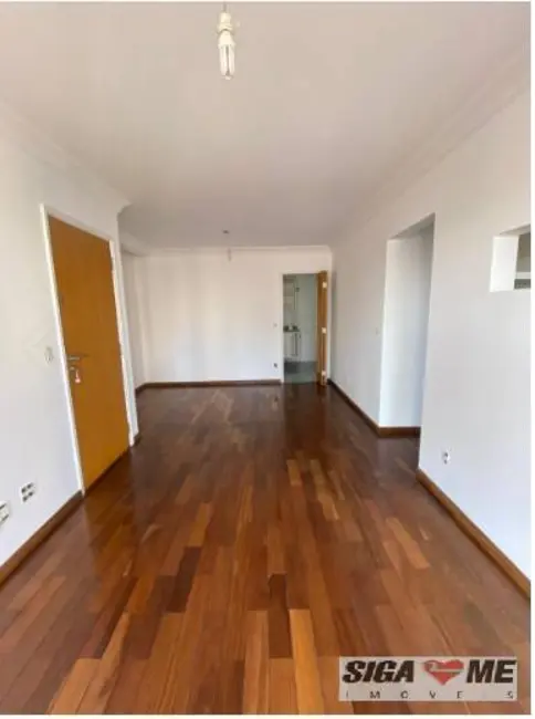 Apartamento com 3 quartos à venda, 105m2 em Moema, São Paulo - SP - imagem 2 Foto 2 de Apartamento com 3 quartos à venda, 105m2 em Moema, São Paulo - SP