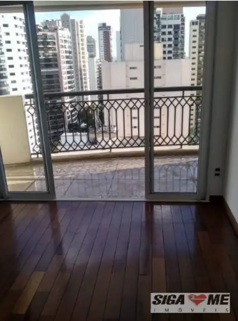 Apartamento com 3 quartos à venda, 105m2 em Moema, São Paulo - SP - imagem 5 Foto 5 de Apartamento com 3 quartos à venda, 105m2 em Moema, São Paulo - SP