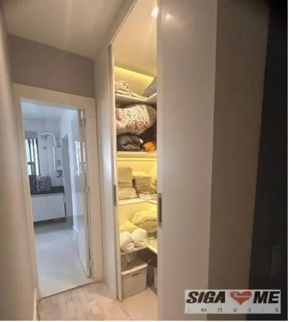 Apartamento com 4 quartos à venda e para alugar, 220m2 em Campo Belo, São Paulo - SP - imagem 9 Foto 9 de Apartamento com 4 quartos à venda e para alugar, 220m2 em Campo Belo, São Paulo - SP