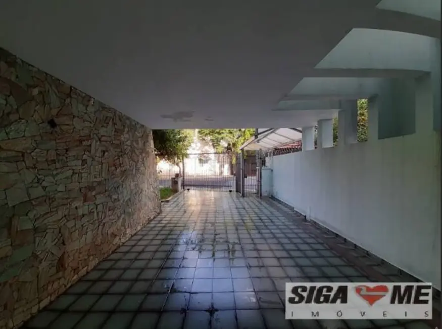 Sobrado com 8 quartos à venda, 276m2 em Campo Belo, São Paulo - SP - imagem 9 Foto 9 de Sobrado com 8 quartos à venda, 276m2 em Campo Belo, São Paulo - SP