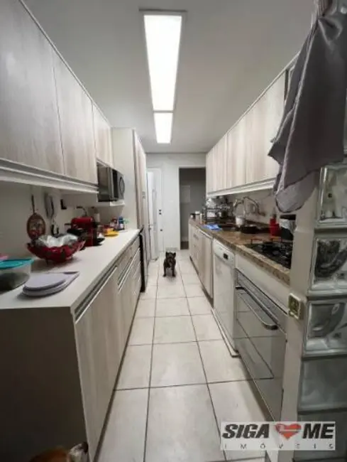 Foto 8 de Apartamento com 2 quartos à venda, 80m2 em Vila Nova Conceição, São Paulo - SP