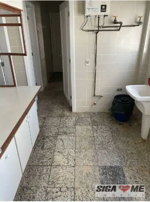Foto 8 de Apartamento com 3 quartos à venda, 221m2 em Vila Uberabinha, São Paulo - SP