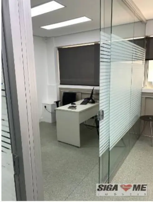 Sala Comercial à venda, 120m2 em Vila Buarque, São Paulo - SP - imagem 3 Foto 3 de Sala Comercial à venda, 120m2 em Vila Buarque, São Paulo - SP