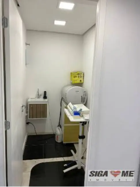 Sala Comercial à venda, 120m2 em Vila Buarque, São Paulo - SP - imagem 4 Foto 4 de Sala Comercial à venda, 120m2 em Vila Buarque, São Paulo - SP