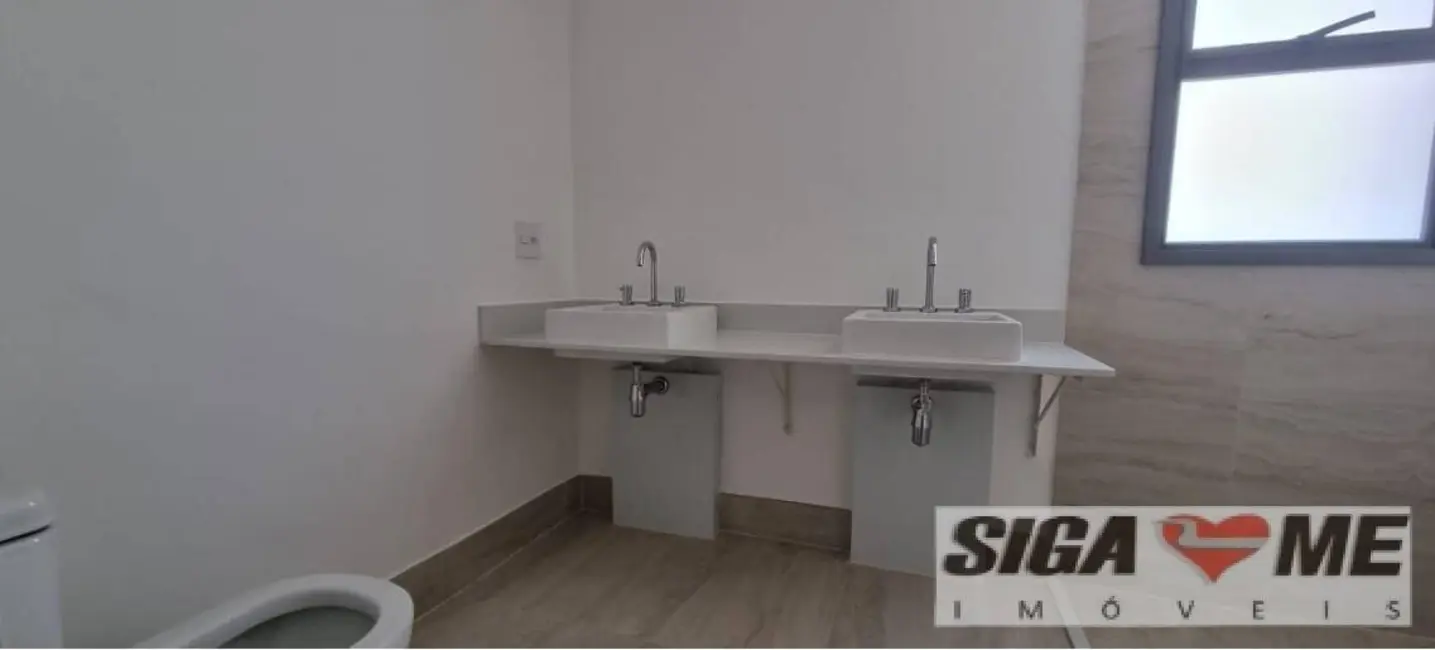 Apartamento com 3 quartos à venda, 149m2 em Moema, São Paulo - SP - imagem 6 Foto 6 de Apartamento com 3 quartos à venda, 149m2 em Moema, São Paulo - SP