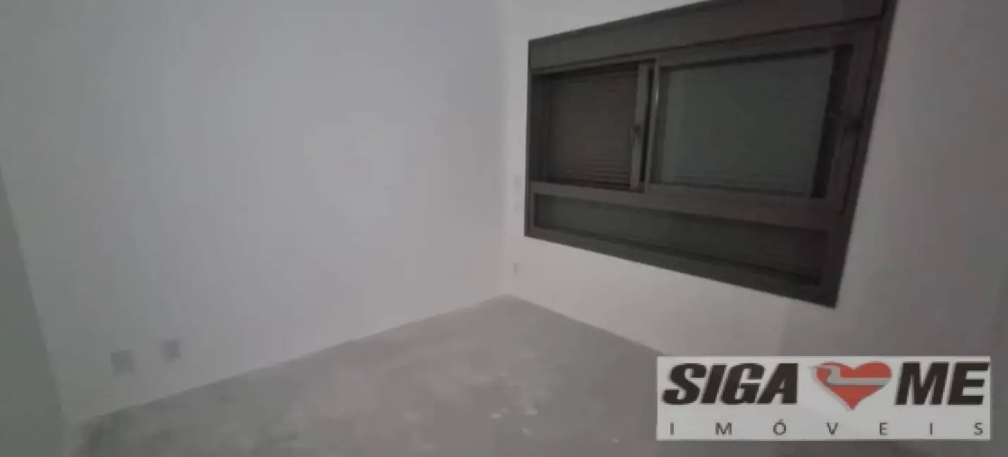 Apartamento com 3 quartos à venda, 149m2 em Moema, São Paulo - SP - imagem 4 Foto 4 de Apartamento com 3 quartos à venda, 149m2 em Moema, São Paulo - SP