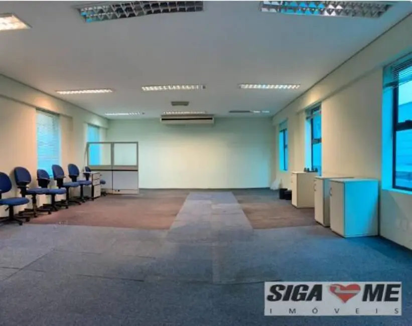Sala Comercial à venda e para alugar, 901m2 em Vila Santos, São Paulo - SP - imagem 3 Foto 3 de Sala Comercial à venda e para alugar, 901m2 em Vila Santos, São Paulo - SP