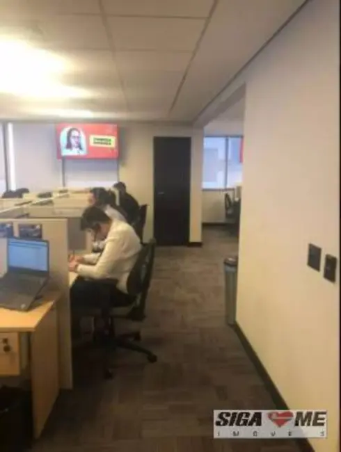 Sala Comercial à venda, 49m2 em Indianópolis, São Paulo - SP - imagem 3 Foto 3 de Sala Comercial à venda, 49m2 em Indianópolis, São Paulo - SP