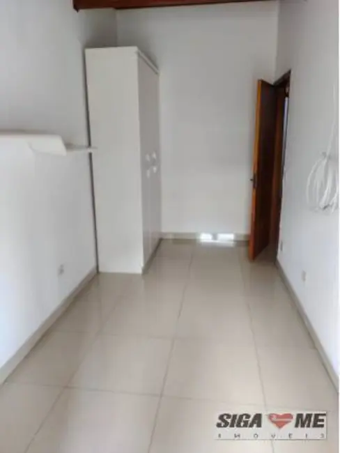 Foto 3 de Casa com 5 quartos à venda e para alugar, 190m2 em Vila Gumercindo, São Paulo - SP
