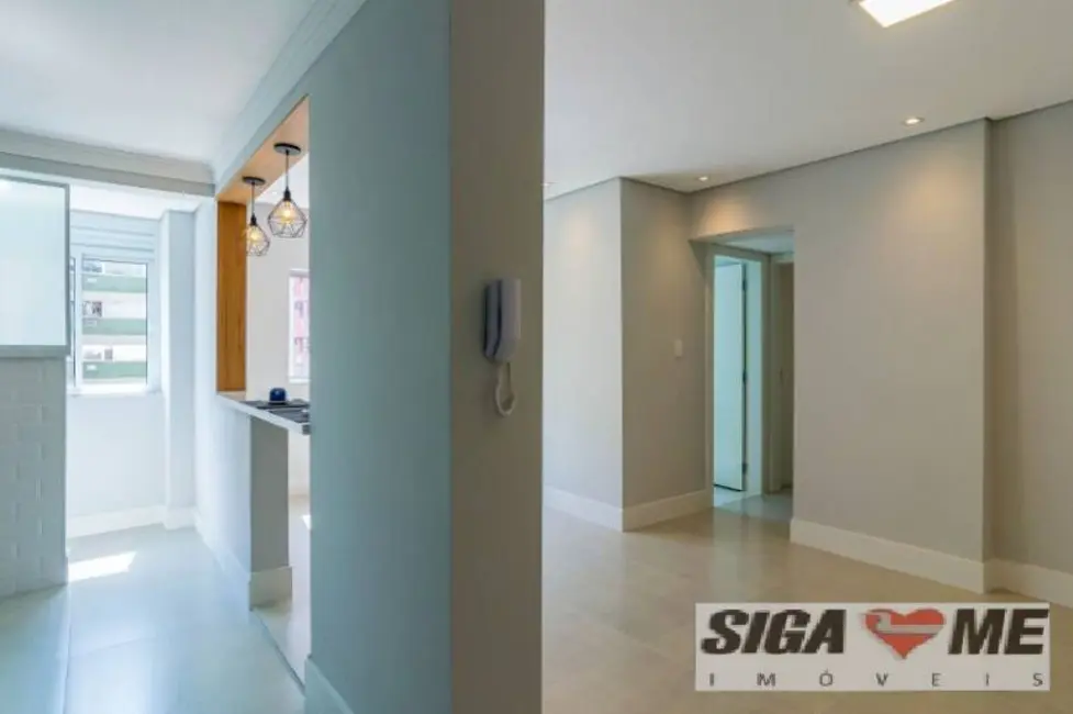 Foto 2 de Apartamento com 2 quartos à venda, 55m2 em Itaim Bibi, São Paulo - SP