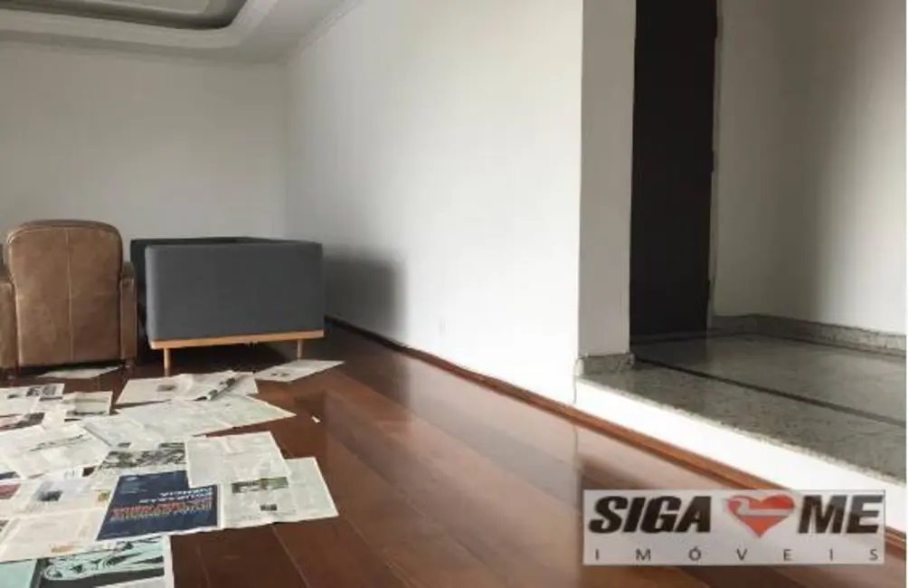 Foto 4 de Apartamento com 4 quartos para alugar, 240m2 em Santo Amaro, São Paulo - SP