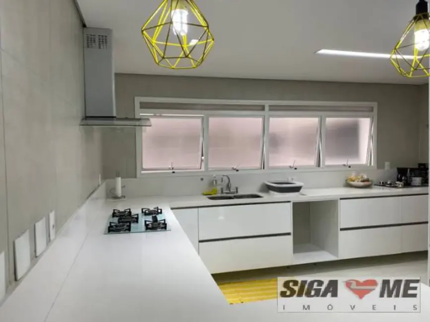 Foto 4 de Apartamento com 4 quartos à venda, 238m2 em Vila Suzana, São Paulo - SP