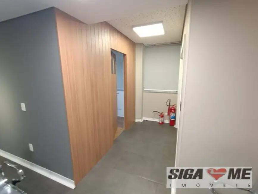 Sala Comercial para alugar, 380m2 em República, São Paulo - SP - imagem 8 Foto 8 de Sala Comercial para alugar, 380m2 em República, São Paulo - SP