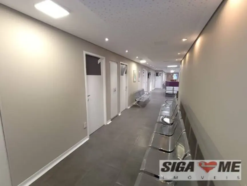 Sala Comercial para alugar, 380m2 em República, São Paulo - SP - imagem 2 Foto 2 de Sala Comercial para alugar, 380m2 em República, São Paulo - SP