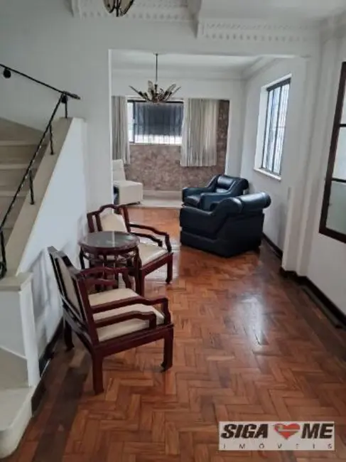 Foto 2 de Casa com 3 quartos à venda, 330m2 em Mirandópolis, São Paulo - SP