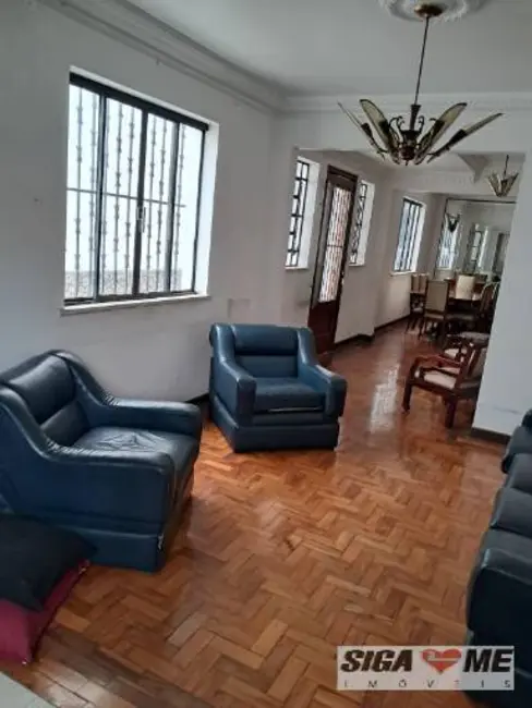 Casa com 3 quartos à venda, 330m2 em Mirandópolis, São Paulo - SP - imagem 3 Foto 3 de Casa com 3 quartos à venda, 330m2 em Mirandópolis, São Paulo - SP