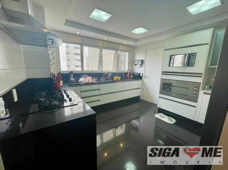 Apartamento com 4 quartos à venda e para alugar, 380m2 em Campo Belo, São Paulo - SP - imagem 6 Foto 6 de Apartamento com 4 quartos à venda e para alugar, 380m2 em Campo Belo, São Paulo - SP