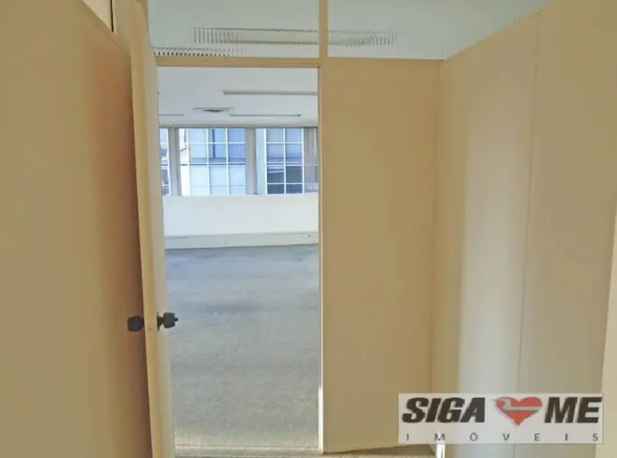 Sala Comercial à venda, 170m2 em Centro, São Paulo - SP - imagem 8 Foto 8 de Sala Comercial à venda, 170m2 em Centro, São Paulo - SP
