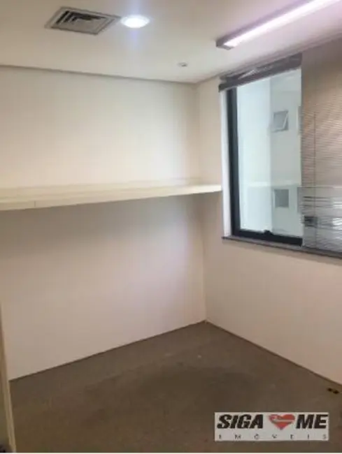 Sala Comercial à venda, 60m2 em Itaim Bibi, São Paulo - SP - imagem 6 Foto 6 de Sala Comercial à venda, 60m2 em Itaim Bibi, São Paulo - SP