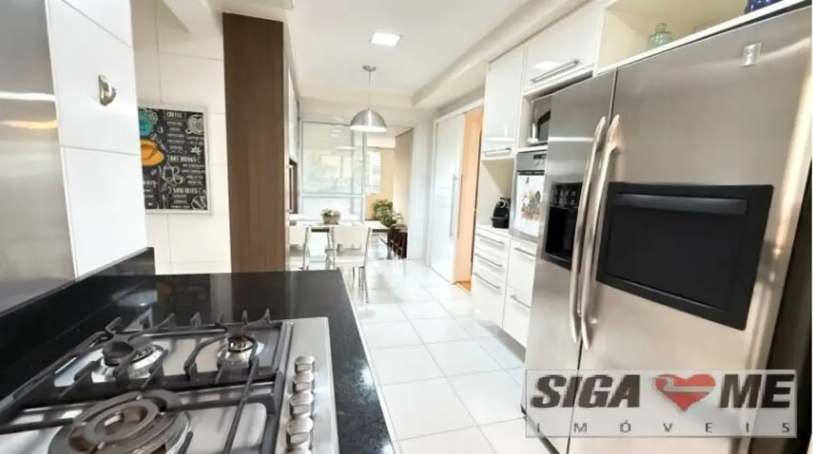 Apartamento com 3 quartos à venda, 206m2 em Campo Belo, São Paulo - SP - imagem 8 Foto 8 de Apartamento com 3 quartos à venda, 206m2 em Campo Belo, São Paulo - SP