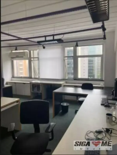 Sala Comercial à venda e para alugar, 117m2 em Cidade Monções, São Paulo - SP - imagem 6 Foto 6 de Sala Comercial à venda e para alugar, 117m2 em Cidade Monções, São Paulo - SP