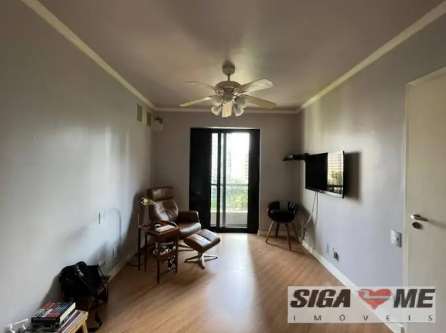 Foto 8 de Apartamento com 4 quartos à venda, 220m2 em Itaim Bibi, São Paulo - SP