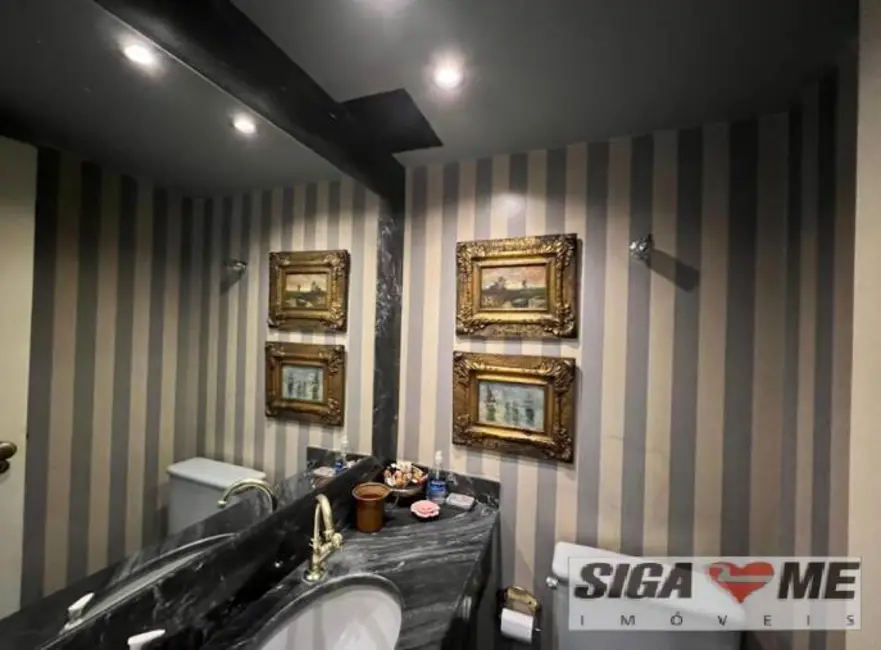 Foto 9 de Apartamento com 4 quartos à venda, 220m2 em Itaim Bibi, São Paulo - SP