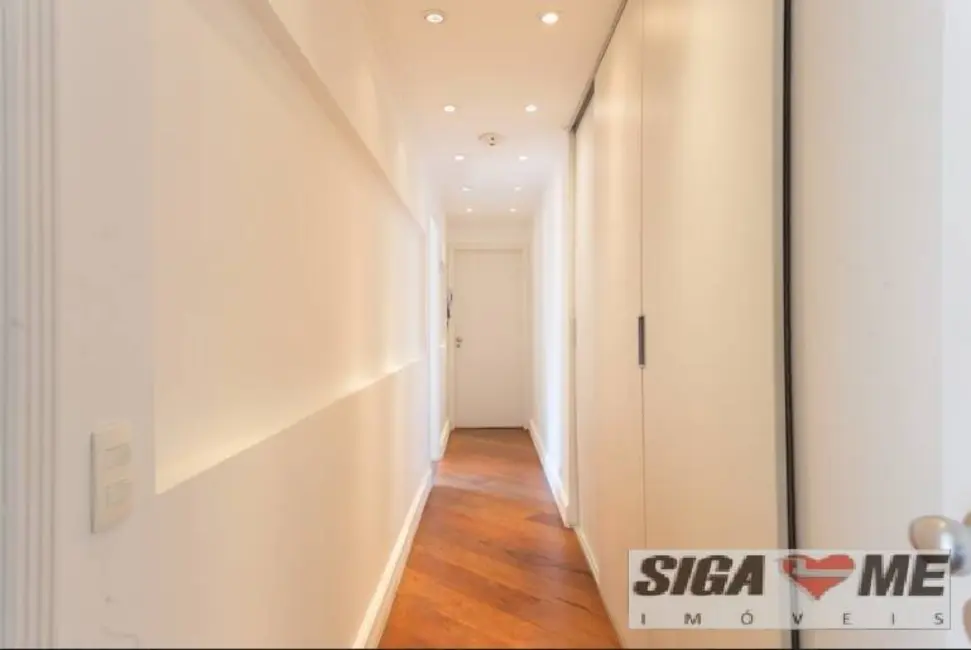 Apartamento com 3 quartos à venda, 206m2 em Vila Nova Conceição, São Paulo - SP - imagem 6 Foto 6 de Apartamento com 3 quartos à venda, 206m2 em Vila Nova Conceição, São Paulo - SP