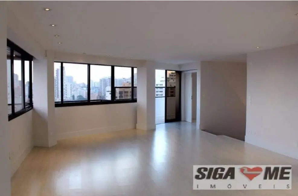 Cobertura com 4 quartos à venda, 500m2 em Aclimação, São Paulo - SP - imagem 5 Foto 5 de Cobertura com 4 quartos à venda, 500m2 em Aclimação, São Paulo - SP